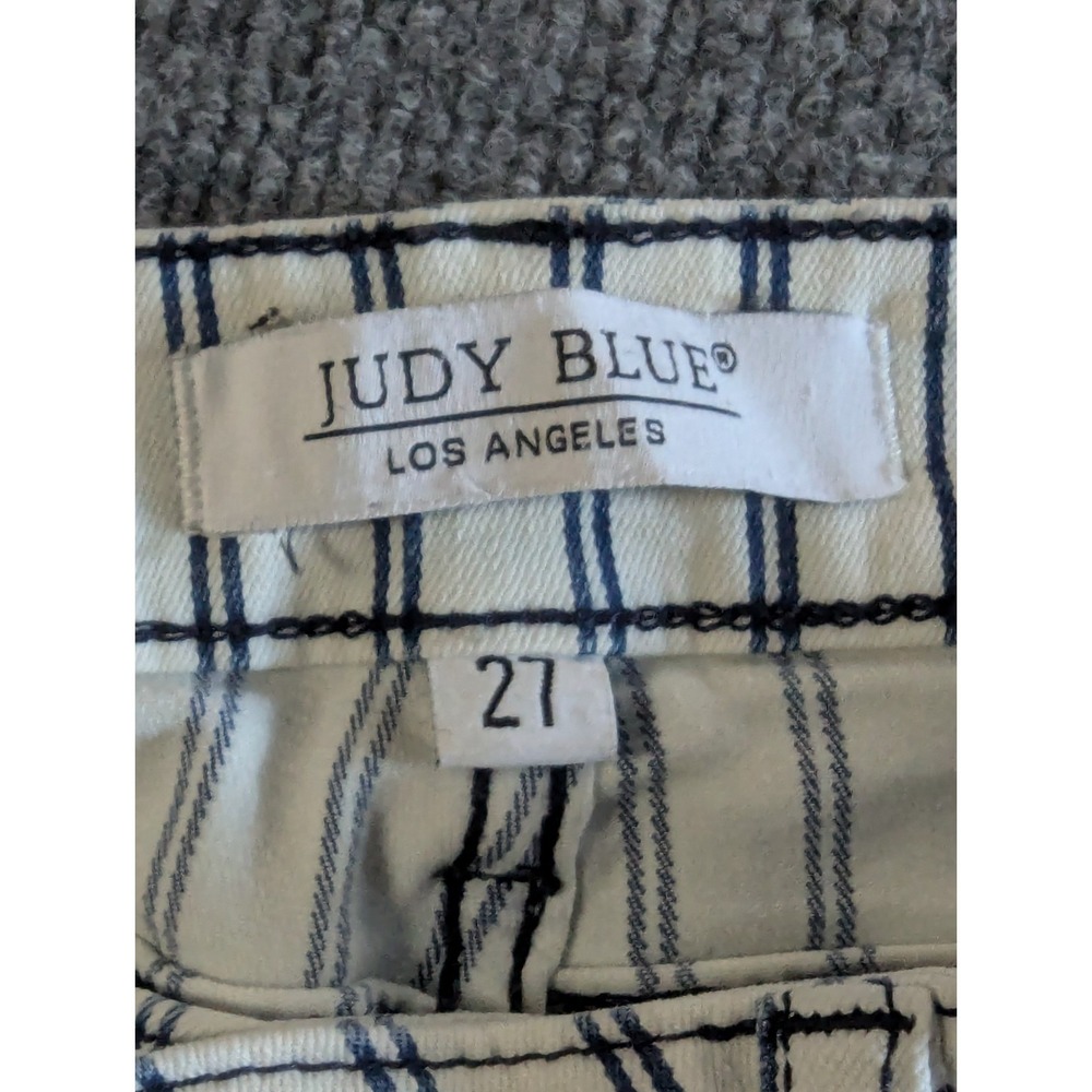 Judy Blue Super Flare High Rise Jeans Women's Size 27 White Blue Stripe Raw Hem - Picture 10 of 14